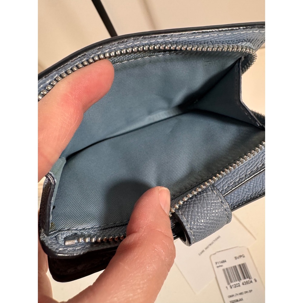 Coach Medium Corner Zip Wallet Crossgrain Leather Blue 6390 SV/PQ - Picture 7 of 7